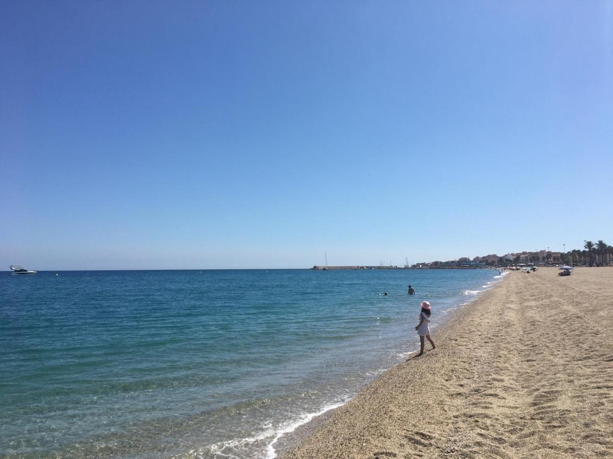 Atico Almeria. Paseo Maritimo Roquetas De Mar Luaran gambar