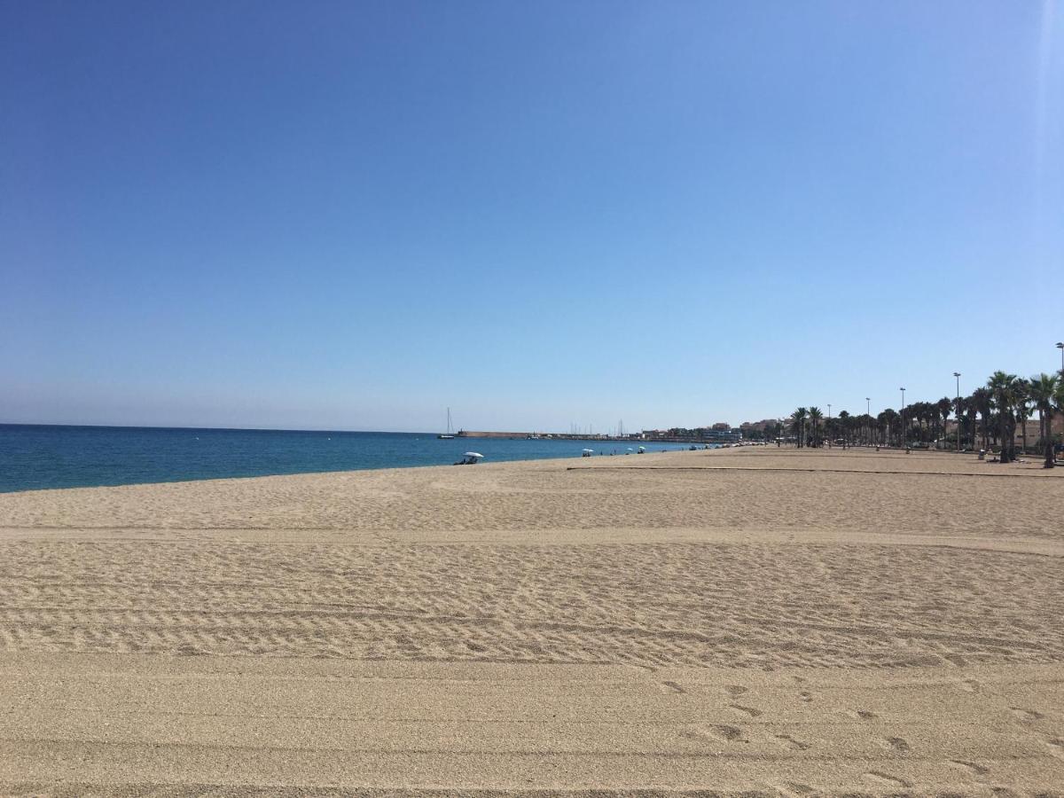 Atico Almeria. Paseo Maritimo Roquetas De Mar Luaran gambar
